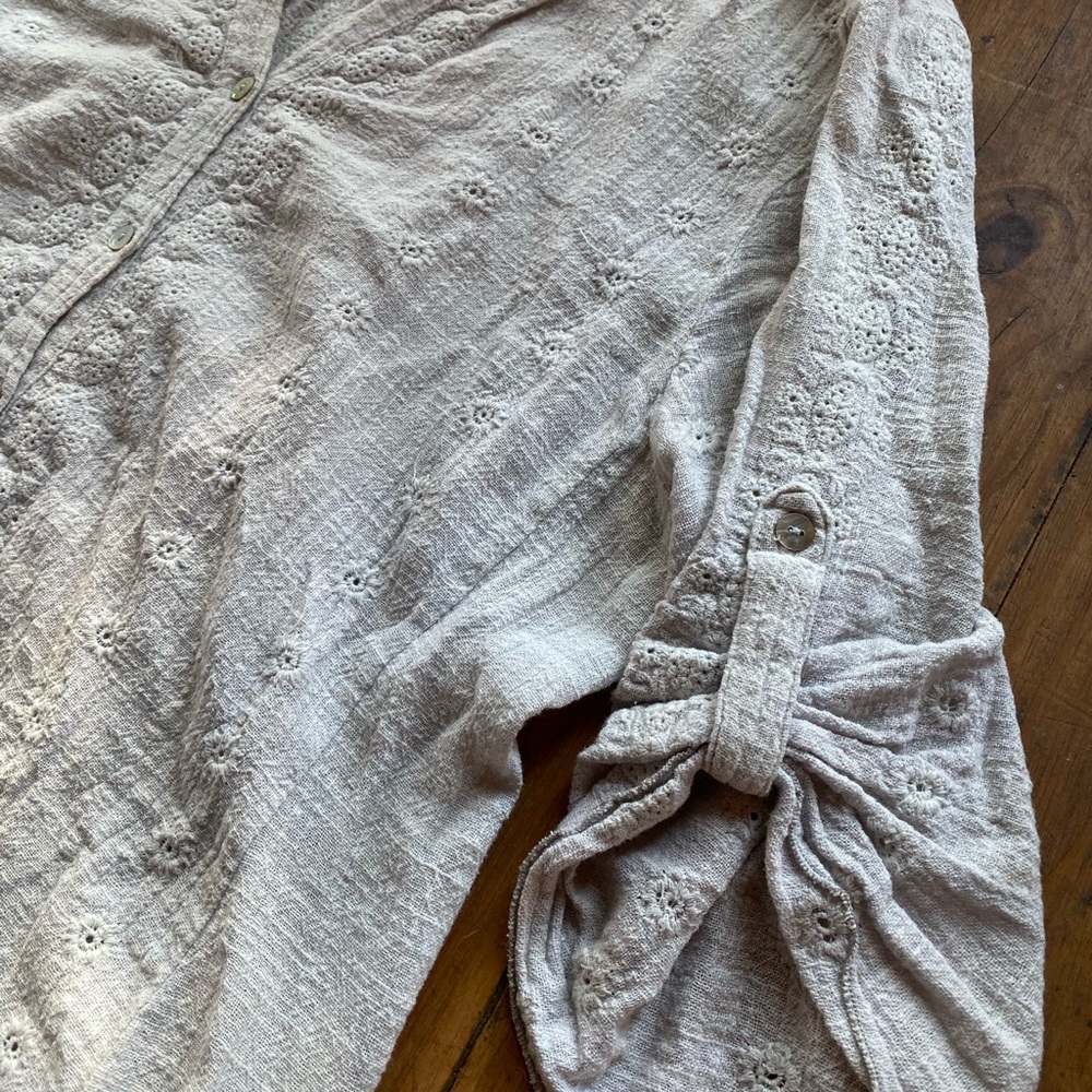 Dylan Button Down Top Medium - image 2